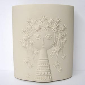 Vintage Hornsea Aphrodite Vase - 6.75" Large Vase - Designed by John Clappison - Off-White Cream 1970s Hornsea England Vase - Oval Shape