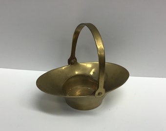 Vintage Brass Basket with handle - small brass oval metal basket - minature brass round basket - little oblong oval gold basket with handle