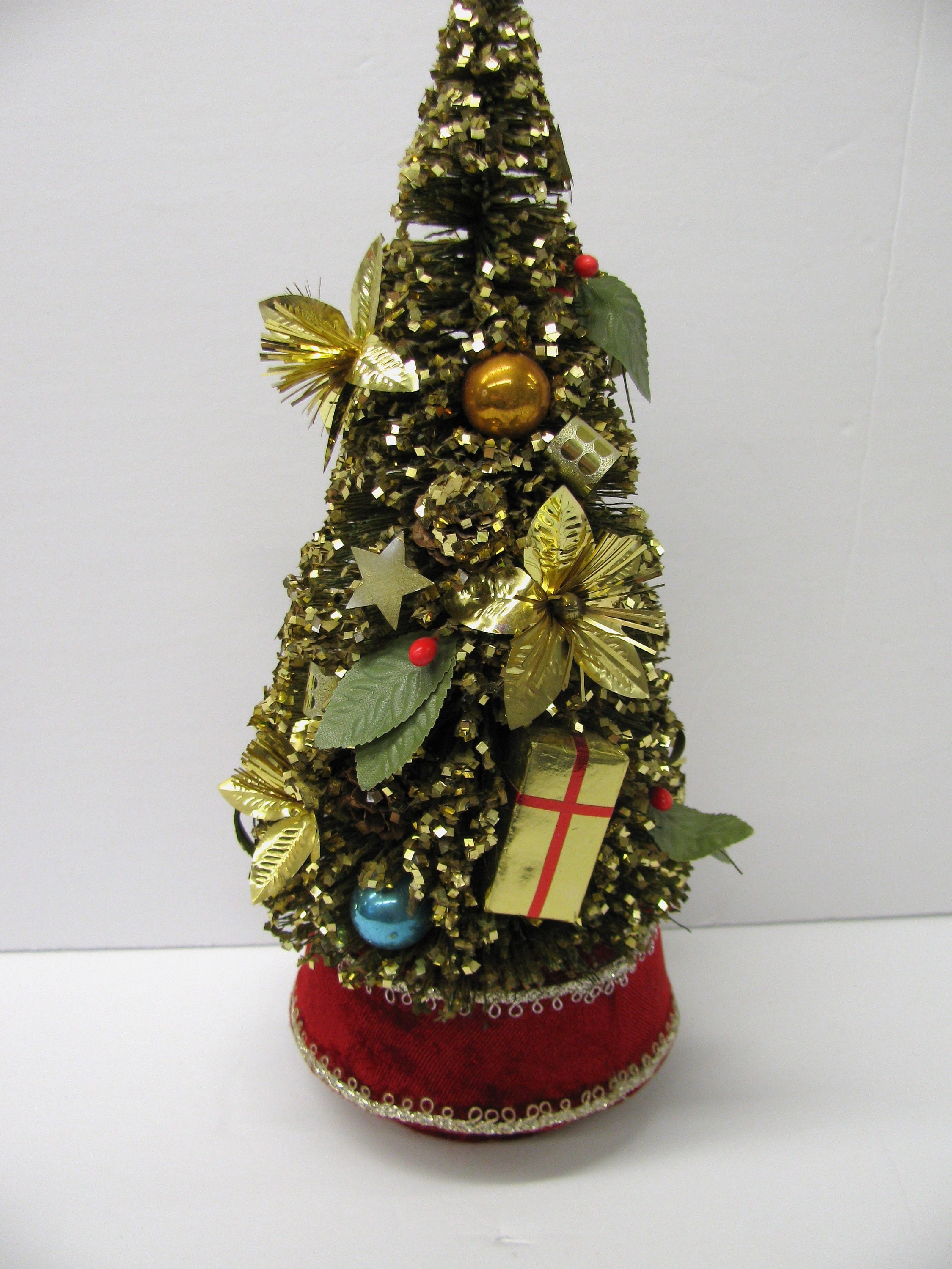 Vintage musical christmas tree Outlet