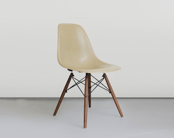 Herman Miller Eames (2) Fiberglass Orange Side Shell Chair