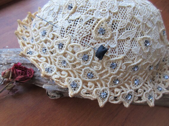 Antique Hat 20's Art Deco Style Headpiece Cloche