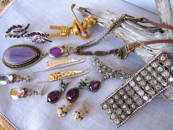 Jewelry lot , costume jewelry, purple jewelry lo