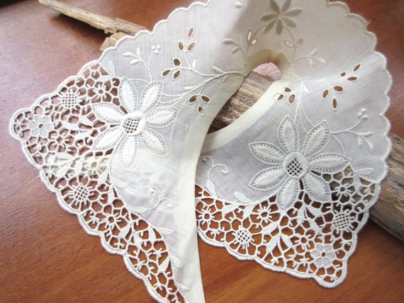 Antique Collar Vintage Collar Embroidered Beige