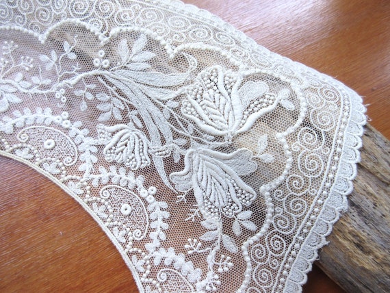 Antique Collar Vintage Collar Embroidered Beige