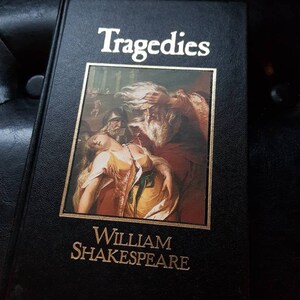 Great writers hardback book Tragedies classic read William Shakespeare gift idea