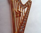 Vintage Unsigned Goldtone Rhinestone Harp Brooch Pin