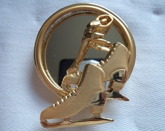 Vintage Signed Danecraft Goldtone/Matt Mirrored Ice Skater and Boots Brooch/Pin