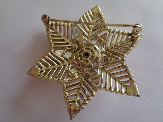 Vintage Signed Coro Goldtone/Silvertone Star Snow… - image 2