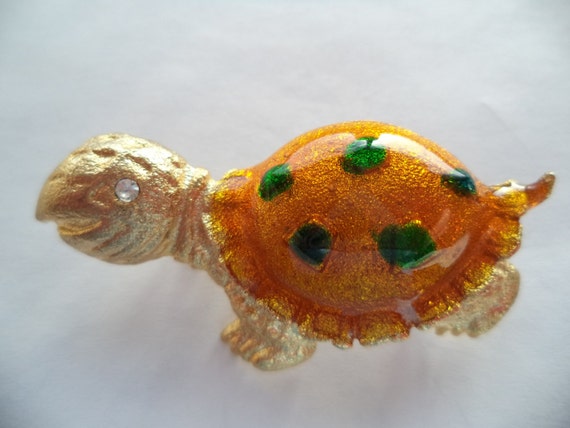 Fabulous Unsigned Vintage Cute Goldtone Turtle Br… - image 1