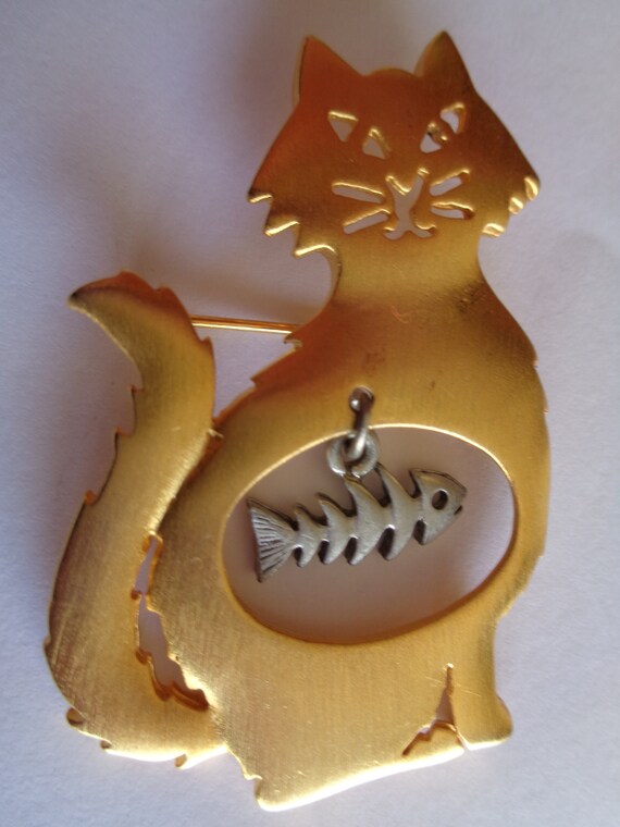 Cat Tail Brooch signed JJ 1980\u2019s Minimalist