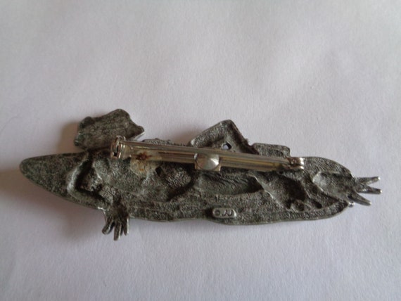 Vintage Signed JJ  Silver pewter Frog Relaxing on… - image 2