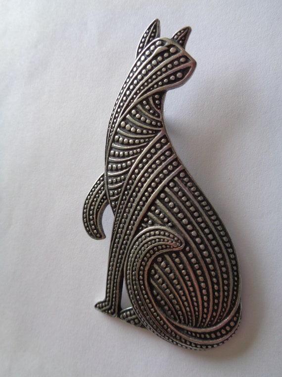 Jj 1988 brooch deals