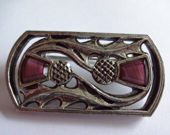 Vintage Unsigned Silvertone Metal Scottish Purple Agate Thistle  Brooch/Pin