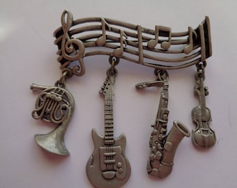 Vintage Signed JJ  Silver pewter Musical Bar Dangler Brooch/Pin