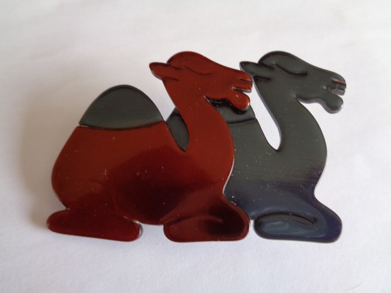 Vintage Signed Lea Stein Double Camels Brooch/pin Very Rare