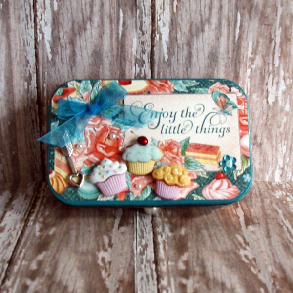 Altered Altoids® Tin, Table or Desk Top Mini Scrapbook Album, Graphic 45®, Café Parisian Paper Collection