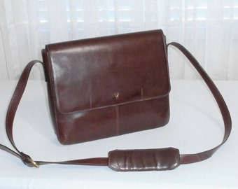 Vintage Hidesign Brown Leather Messenger Crossbody Bag Adjustable Shoulder Strap