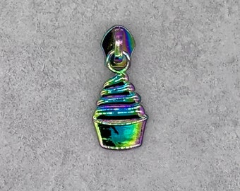 Pineapple Whip Rainbow #5 Zipper Pull