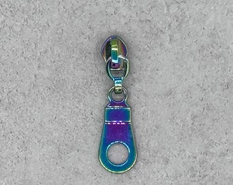 Standard Drip Rainbow #3 Zipper Pull