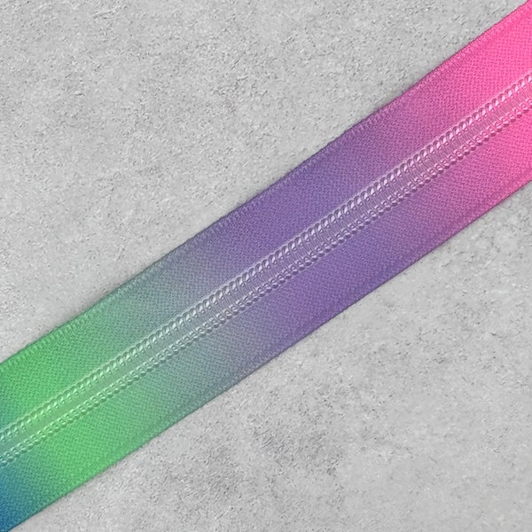 Aurora Borealis Printed Zipper Tape with Nylon Teeth #5 - 100" 2.78 yards