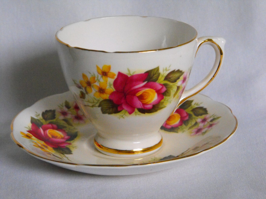 Vintage Royal Sutherland Fine Bone China Blooming Rose Teacup and