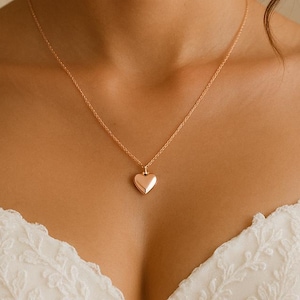 Heart Locket Necklace Engraved, Bridesmaid Gift, Personalised Name Locket Necklace, Dainty Necklace , Locket Charm Necklace, Gifts for Mom