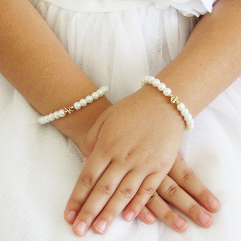 Personalized flower girl bracelet lowercase initial , personalized pearl bracelet, flower girl gift jewelry, wedding jewelry for kids image 1