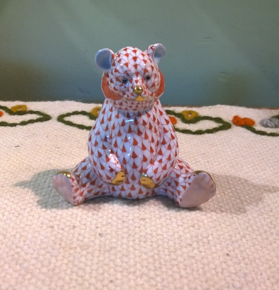 teddy bear sitting down