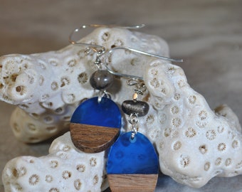 Petoskey stone earrings with cobalt blue beach glass look resin with wood dangles, Up North Michigan, Lake Michigan, sterling earrings