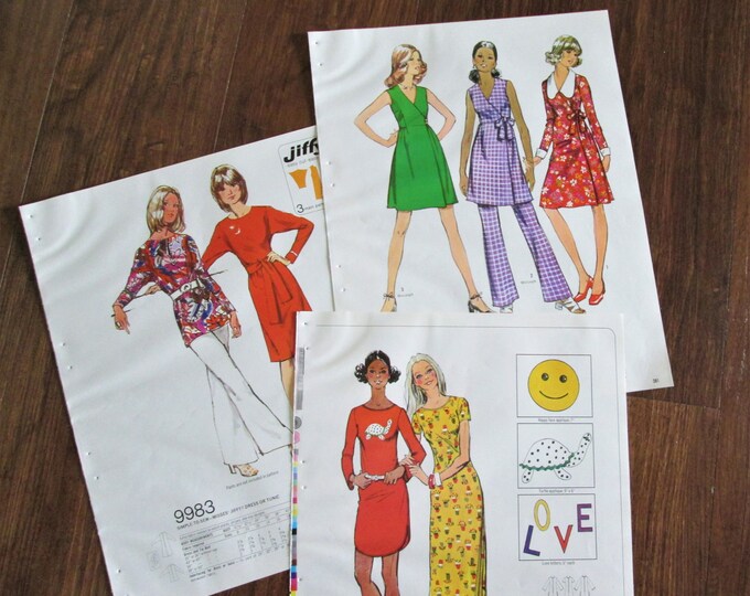 1972 Simplicity Pattern Magazine Pages Vintage Fashion Style Colorful ...