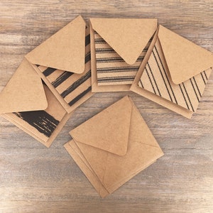 Zestaw 8 mini kartek Kraft Stripes