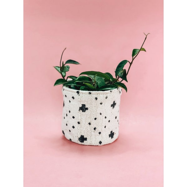 Mudcloth Plant Basket or Hanging Basket - PLUS AND DOTS