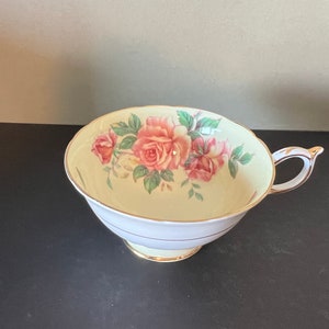 Vintage 1930-40s Paragon Double Warrant Teacup ONLY - Pale Yellow with Roses