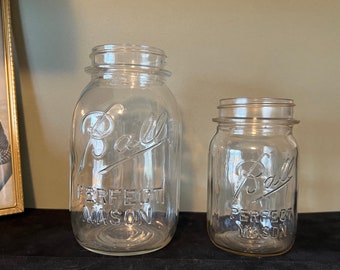Ball Perfect Mason Canning Mason Jar con líneas verticales - Decoración y almacenamiento de cocina retro