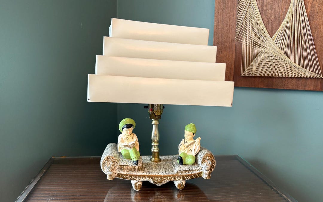 Vintage TV Lamp Asian Style Boat Lamp With Metal Venetian Shade - 1950 ...