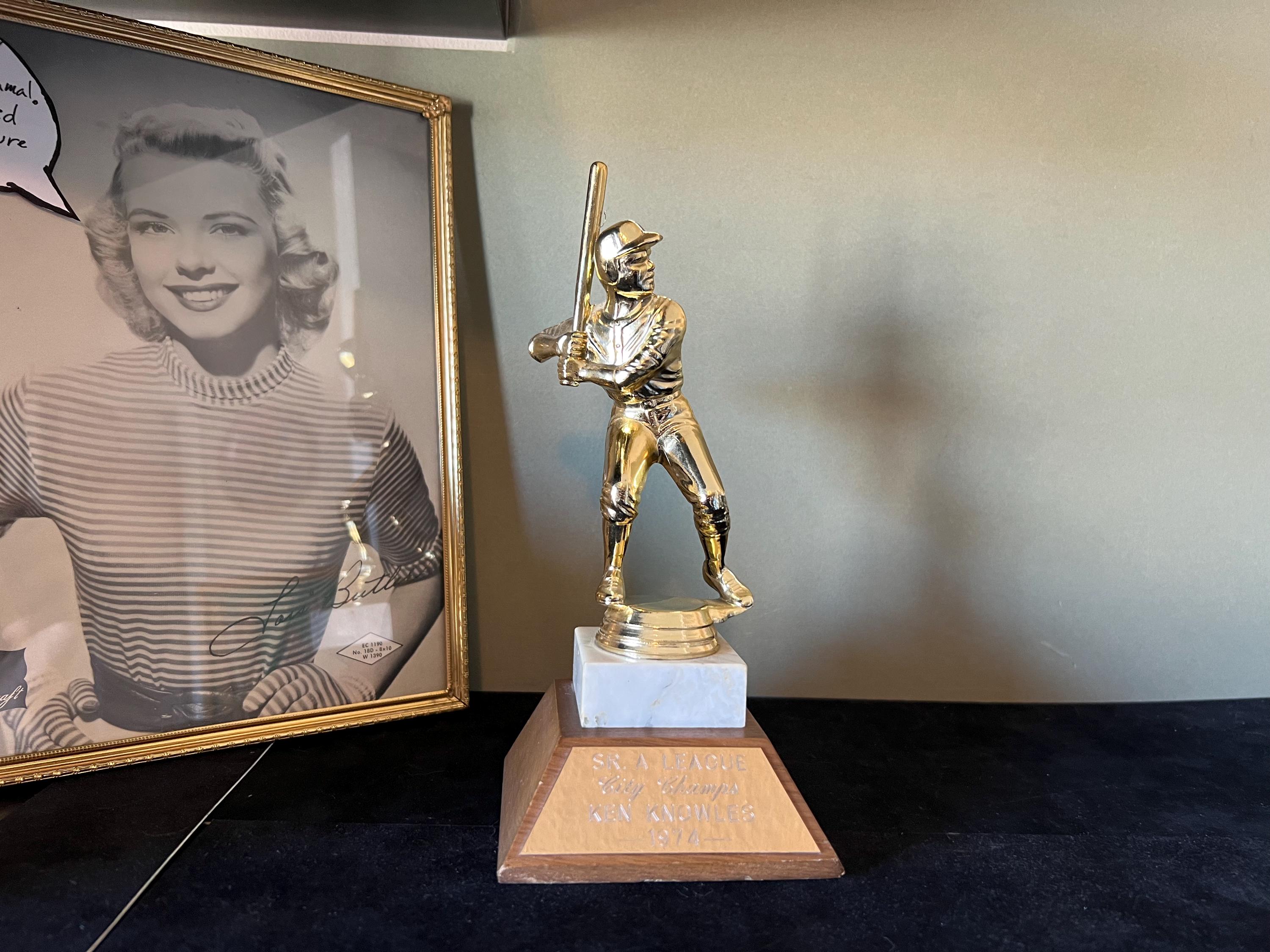 Vintage Baseball Trophies - Etsy Canada