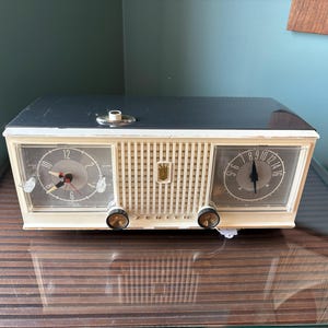 Vintage Zenith Tube Radio - The Nocturne C519C Alarm Clock Radio circa 1960 - Charcoal with White Grille