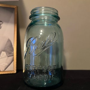 Antique Blue Green Ball Perfect Mason Canning Mason Jar - 1910 - 1923 - One Quart - Retro Kitchen Decor & Storage