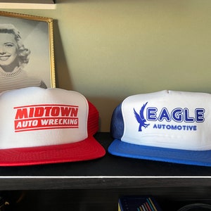 Vintage Automobile Snapback Mesh Trucker Hat - SAUBERE, UNGETRAGENE Baseballkappe