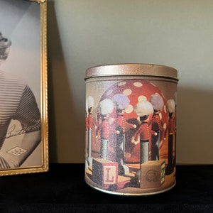 Caja de música giratoria vintage de Charles Chips, Cascanueces navideños - Caja de música coleccionable de hojalata