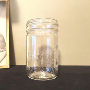 Vintage Improved Gem Canning Jar: Tall Pint Size, Glass Lid