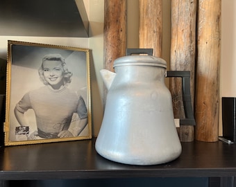 Vintage Wear-ever Aluminum Coffee Percolator Pot 3116