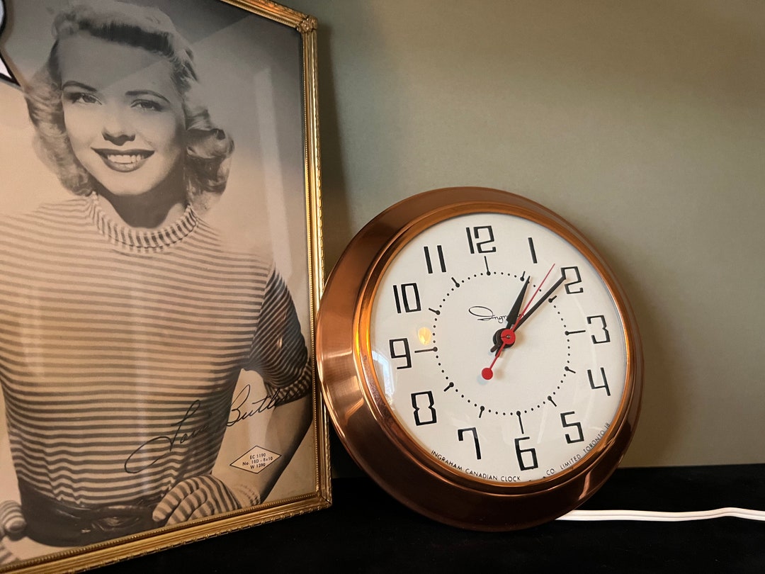 Vintage Ingraham Wall Clock 7 Inch Round White & Copper Etsy