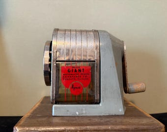 Sacapuntas mecánico APSCO Deluxe vintage de los años 30: Artículos de oficina retro.