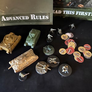 Axis & Allies Miniatures 2-Player Starter Set 1st Edition Avalon Hill image 4