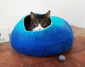 Felted Cat cave Bed House cat nap Cocoon Blue and Teal wool with FREE Ball Toy