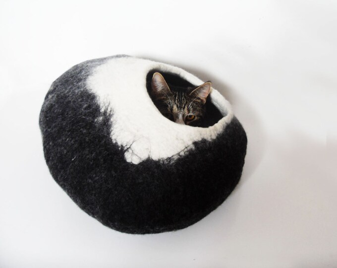 cat bed cave cocoon
