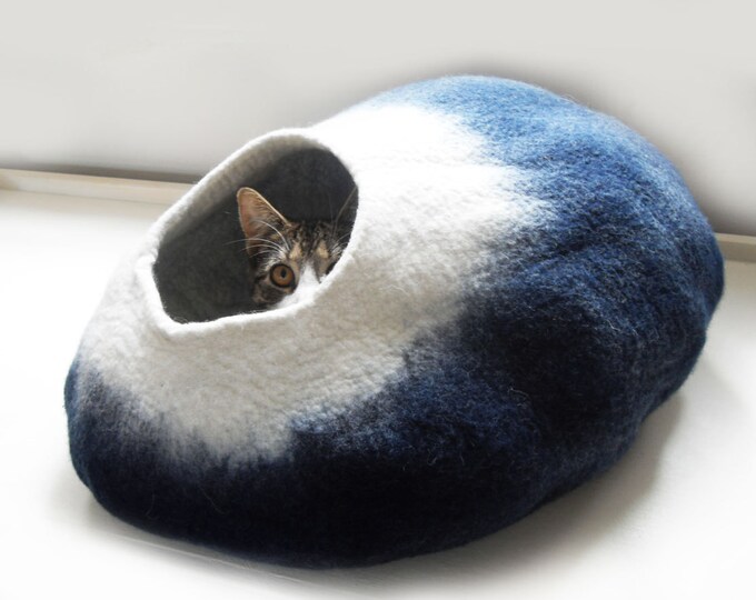 cat bed cave cocoon