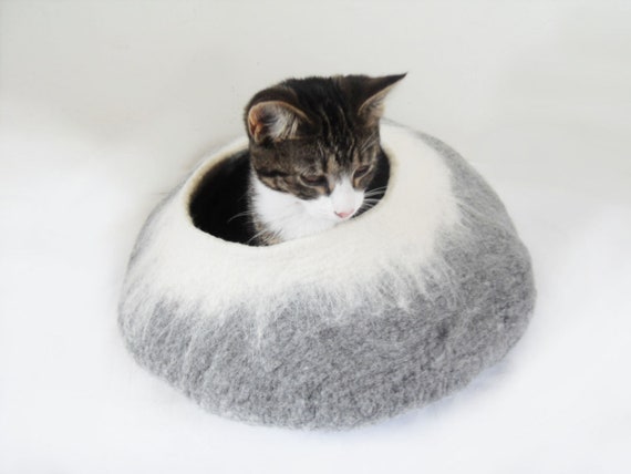 felt cat bed