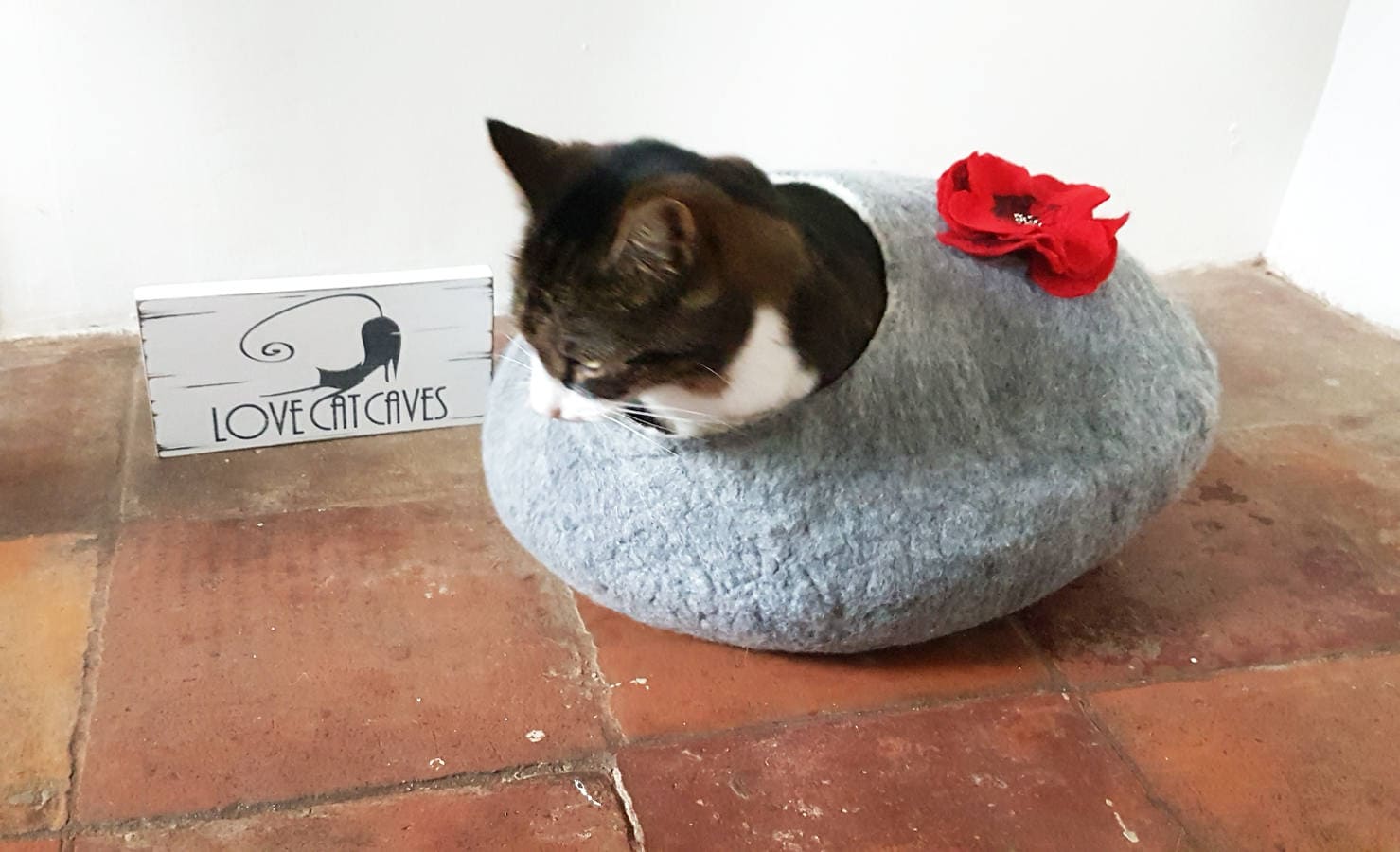 luxury cat cave
